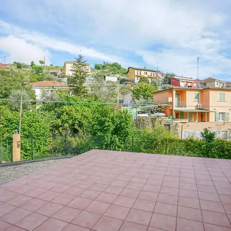 펜션 2 Bedroom Nice Home In Imperia