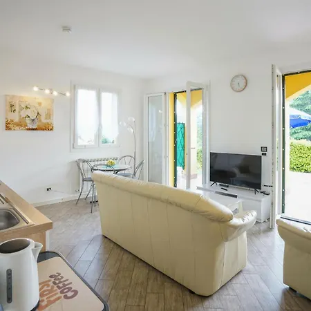 2 Bedroom Nice Home In Imperia