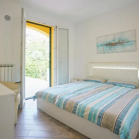 度假居 2 Bedroom Nice Home In Imperia 因佩里亚